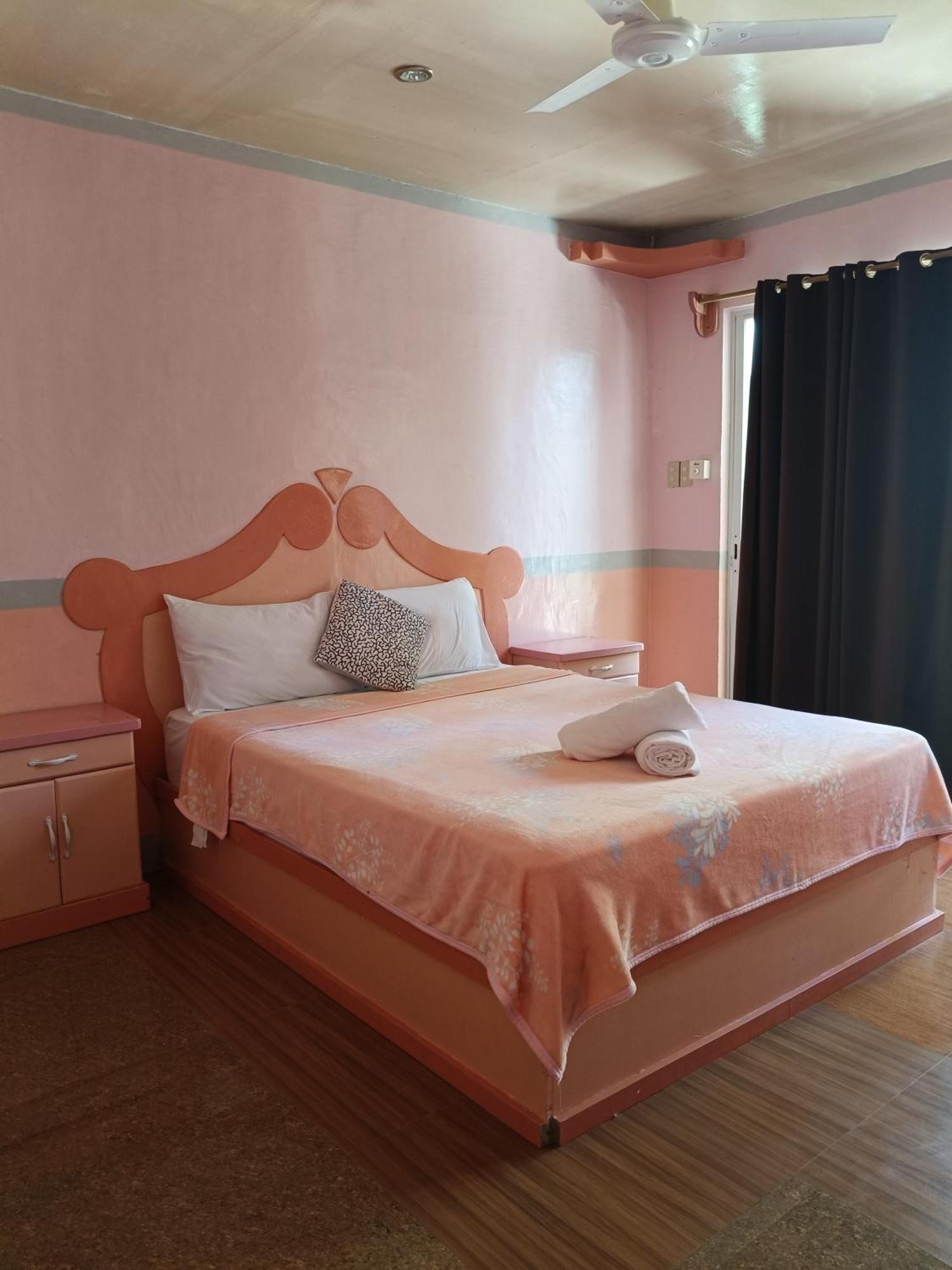 Chibel Summer Riverside Hotel Ель-Нідо Екстер'єр фото