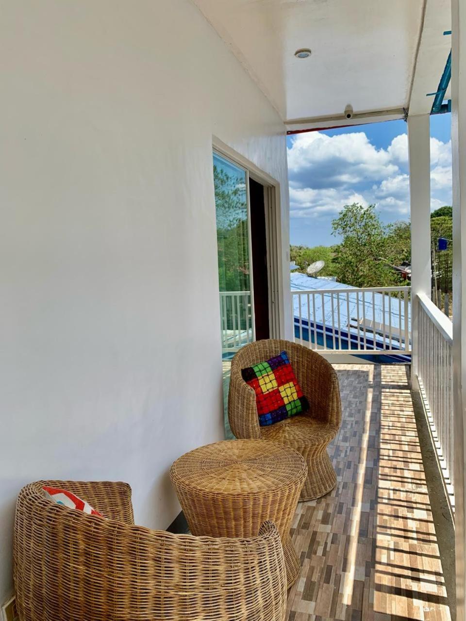 Chibel Summer Riverside Hotel Ель-Нідо Екстер'єр фото